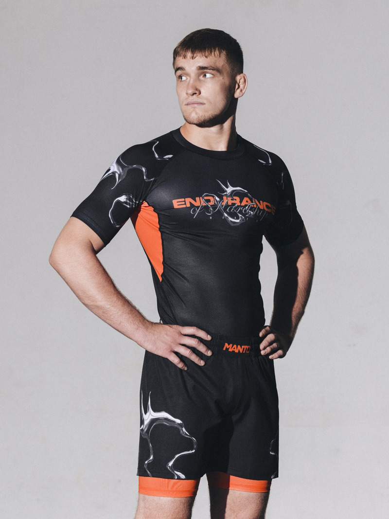 MANTO Endurance RASHGUARD-black
